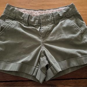 Women’s 4 petite Banana Republic Weekend Short